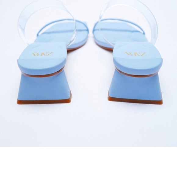 NWOT ZARA Light Blue Kitten Heel Vinyl Strap Sandals Square Toe sz 8.5 - Picture 3 of 6